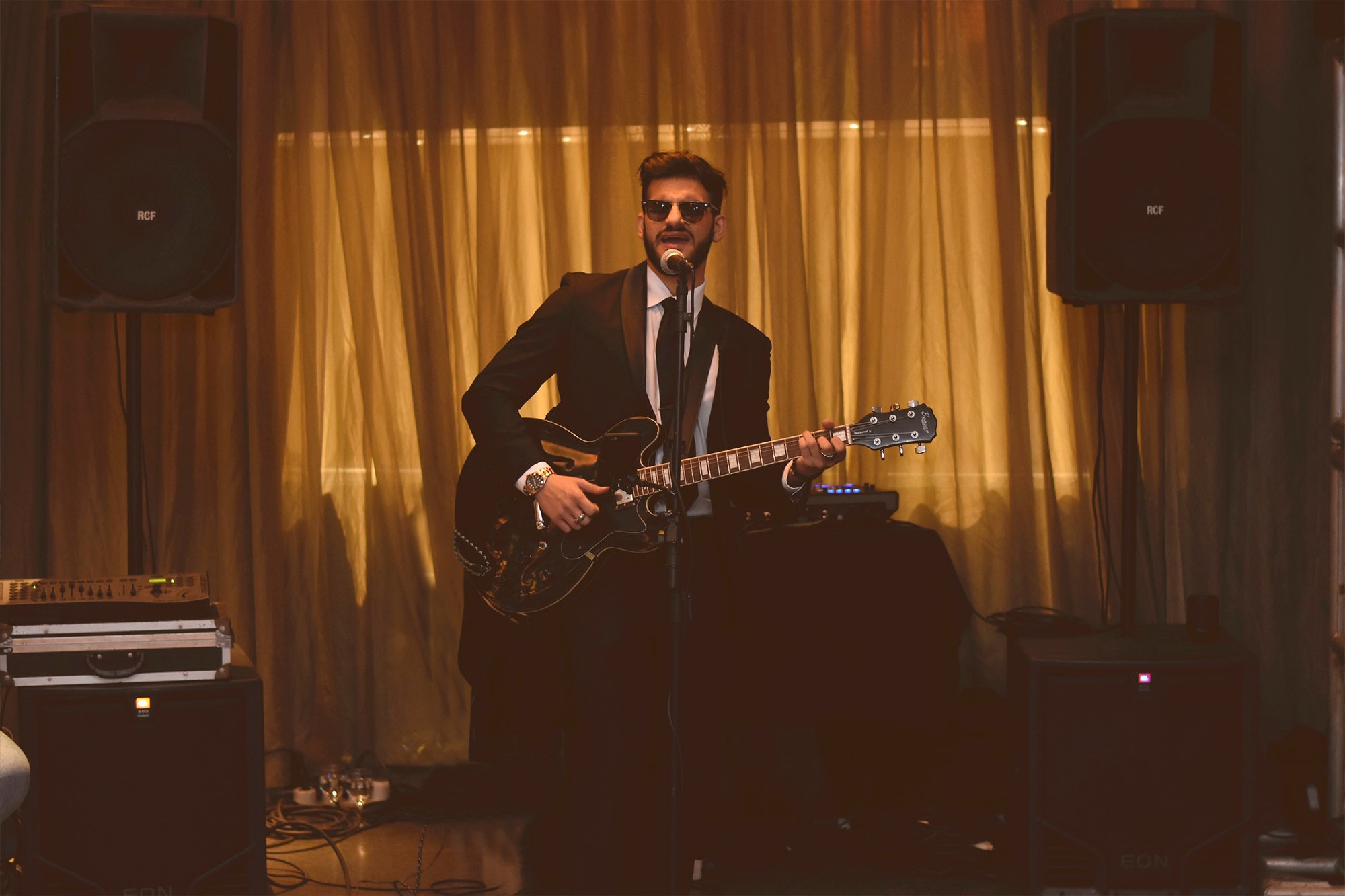 Renan Malato Pocket Show at Wedding