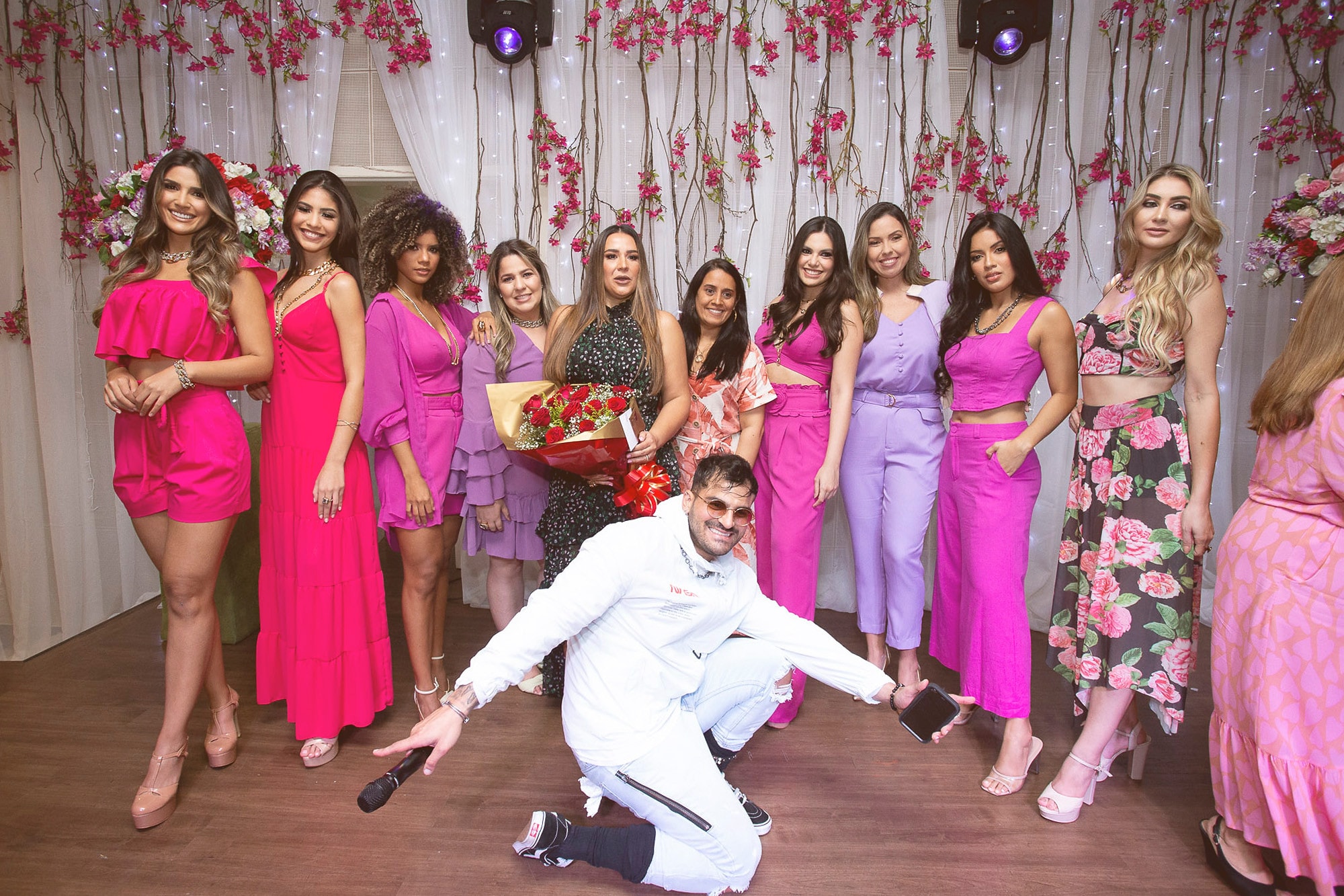 Renan Malato performing at Runway Fashion Show